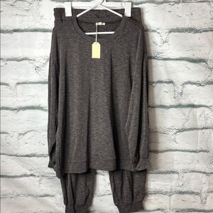 Jodifl Texas Long Sleeve Lounge Set with Jogger Bottoms - Size L NWT
